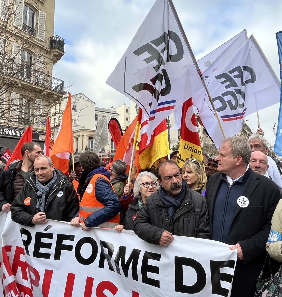 CFECGC's tweet photo. « Cette réforme est désormais bien comprise par tout le monde. La très grande majorité de la population y est opposée. Je vais régulièrement sur le terrain et croyez-moi, il n’y pas d’essoufflement, la mobilisation est intense.» @fhommeril https://t.co/SSxfuvJk4r