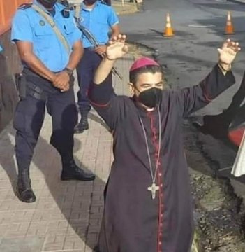 Sachinettiyil's tweet photo. Nicaragua's socialist regime has sentenced Catholic Bishop Rolando Alvarey to 26 years in prison. The bishop had a chance to fled to America yesterday but he decided to stay in the country and fight for his people https://t.co/6lUwGwfdxI