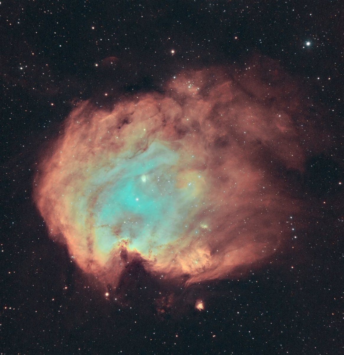 LtNo2's tweet photo. Under her watching eye (the Moon)...I shot #NGC2175 last night. I think the #ASI1600GT I use still packs great value 🙂. #Astronomy #Astrophotography https://t.co/sl1jjY4nxC