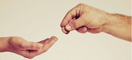 DigitalWaqf's tweet photo. Ibn Umar reported: The Messenger of Allah ﷺ, said:

The upper hand is better than the lower hand. The upper hand is one that gives and the lower hand is one that takes.

Source: Ṣaḥīḥ al-Bukhārī 1429, Grade: Muttafaqun Alayhi https://t.co/3yomb9RQL8