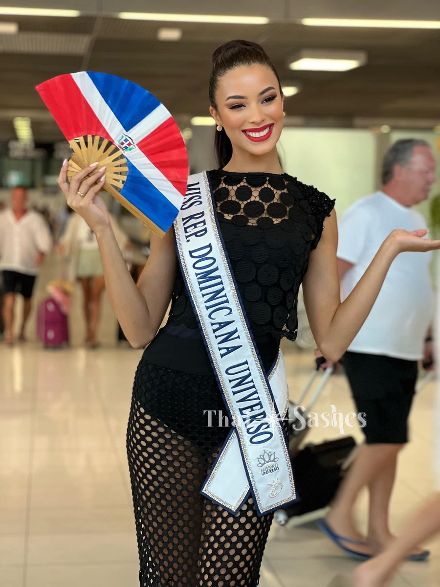 princessice1987's tweet photo. Sawasdee Thailand🙏🏻
2nd Miss Universe 2022 : Dominican Rep. 

ขอบคุณภาพ : Thai Sashes

#MissUniverseThailand2022
#MissUniverse #71stMissUniverse #MissUniverse2022 #71stMissUniverse #MissUniverse https://t.co/BMQb3XnxBa