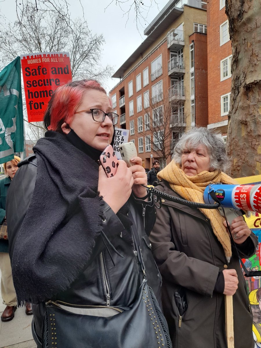 Joanna from @ActionFSJ demanding safe and secure housing for all. #service charge freeze #EndOurCladdingScandal #rentfreezenow