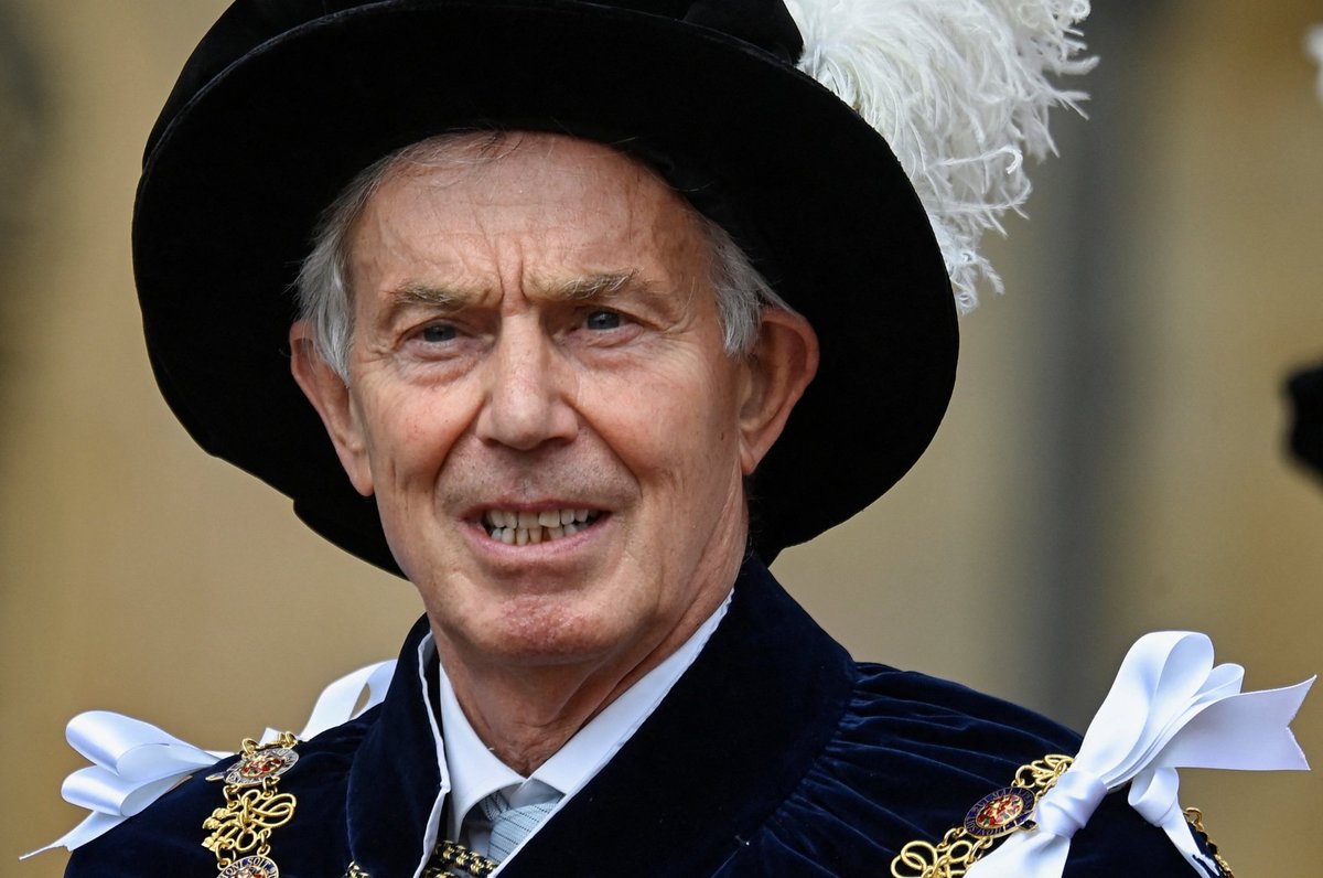 HHMU_Banksia's tweet photo. *#OXO*
#GravyTrain2GravyBoat
#Room4AllSoGetYerCoat
#LifeJacket & #BringBlancmange
#CarteBlancheYellow4Assange
#YellowJacketsYellowAts
#YellowCardReInCumTax
#YellowRibbons-#YellowP
#SupersoakersDrenchTRULY
#Unity4J
#Joy4J
#PI$$#4J
#AS #ToadyShat 'imself? @SpectreDetector-#IDWP https://t.co/xuNRzk6jrs