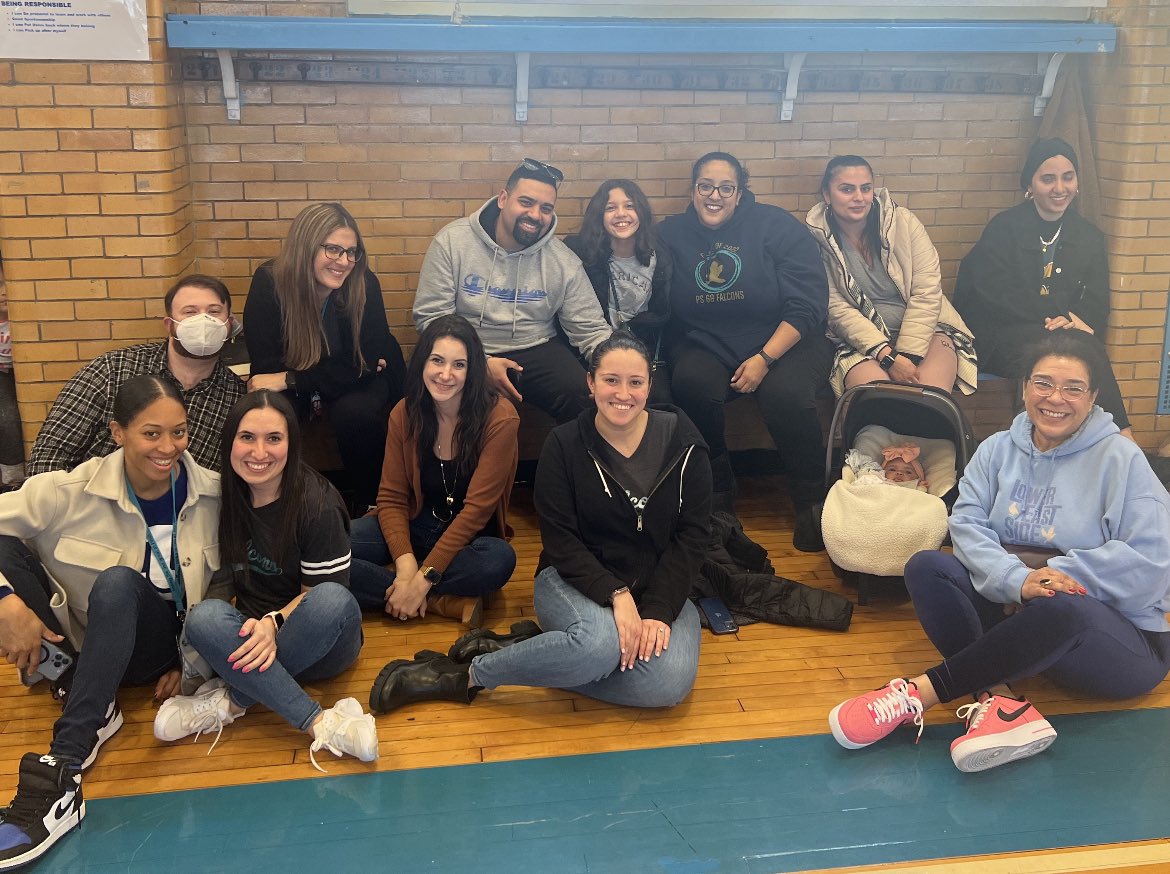Fyaly_Nunez's tweet image. Had an amazing time supporting our Falcons at the PS 68 vs PS 44 Basketball game!   Take a look at our Step Team!!! Wow! @ps68si1 @DrMarionWilson @CSD31SI @si_uft @CChavezD31 #stepteam #basketball #StatenIsland