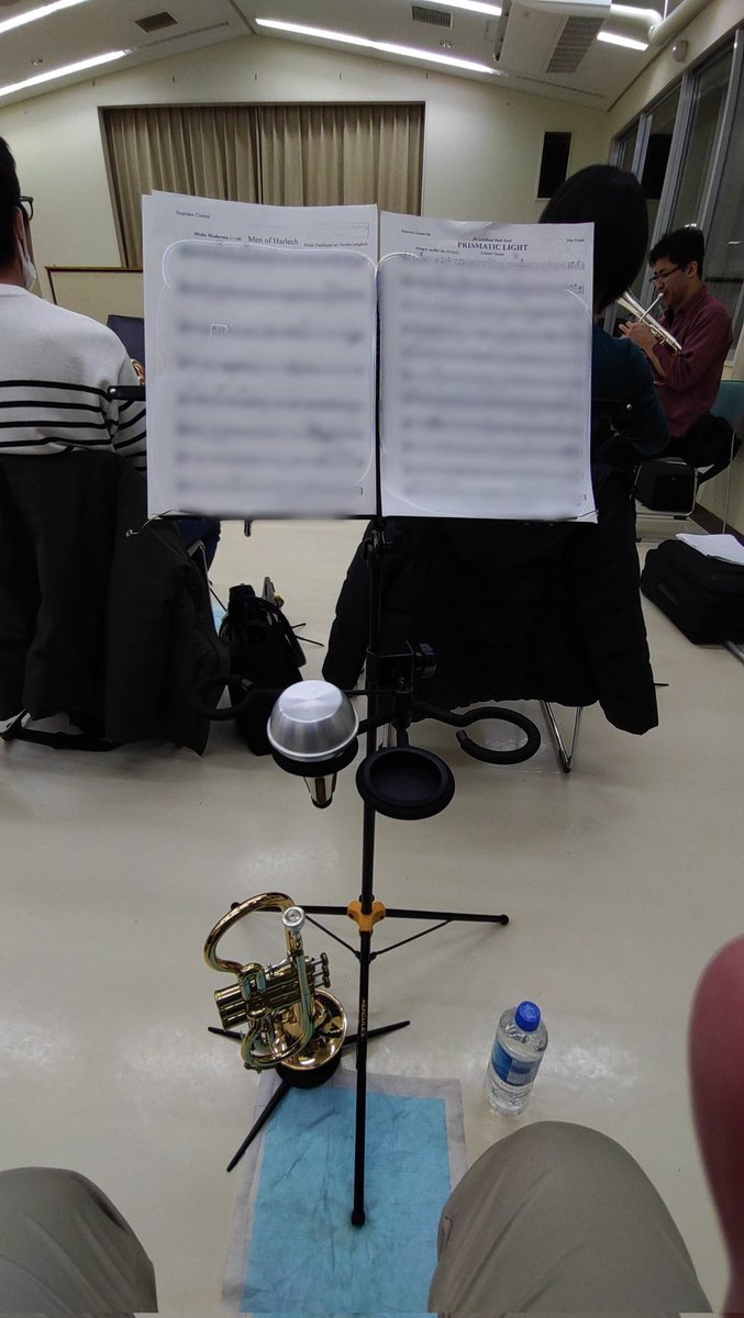 kozotp's tweet photo. 夕活終了したベリー🍓!
今日は午前Flugelhorn、午後B♭Cornet、夕方からSopranoCornetと吹き繋いで来ました。
草臥れた(笑)
#wildstrawberrybrass
#ブラスバンド
#たまほくミュージックフェスティバル
#コルネット
#cornet
#ソプラノコルネット
#sopranocornet https://t.co/bLJxiUfxD8