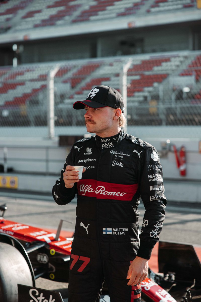 aur_f1's tweet photo. Goals estar así de tranquilo con tu cafelito y tu Alfa Romeo https://t.co/Gl2f7AoGUt