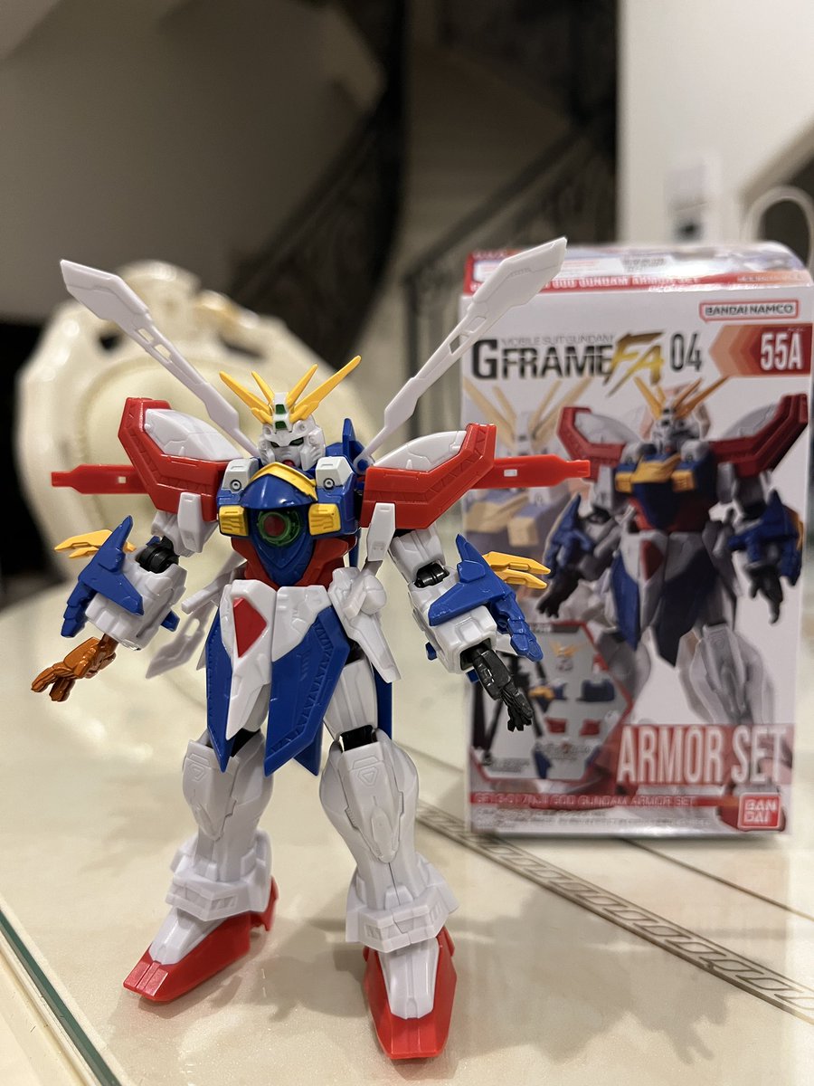 ruchee39's tweet photo. 今日はコンビニで偶然見かけた食玩のゴッドガンダムを組み立ててました😹
#GフレームFA https://t.co/74BBuxOp5M
