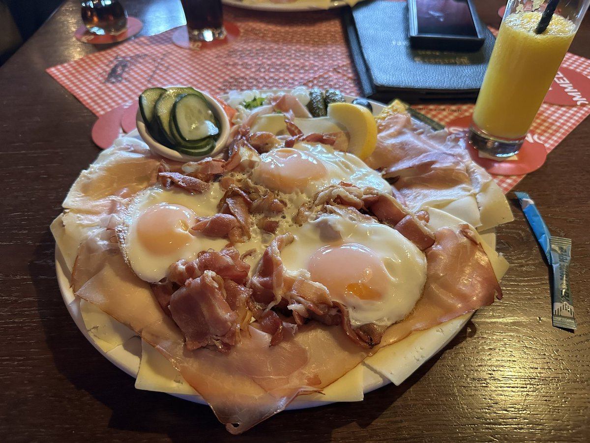 Vliegende Brigade tweet media