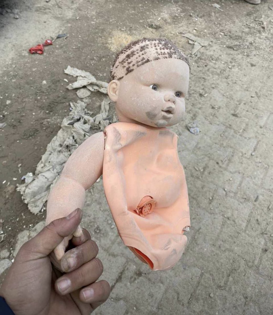 “Bir insanın canı acı olsa canlıdır. Başkasının acısını hissediyorsa insandır.”#depremden