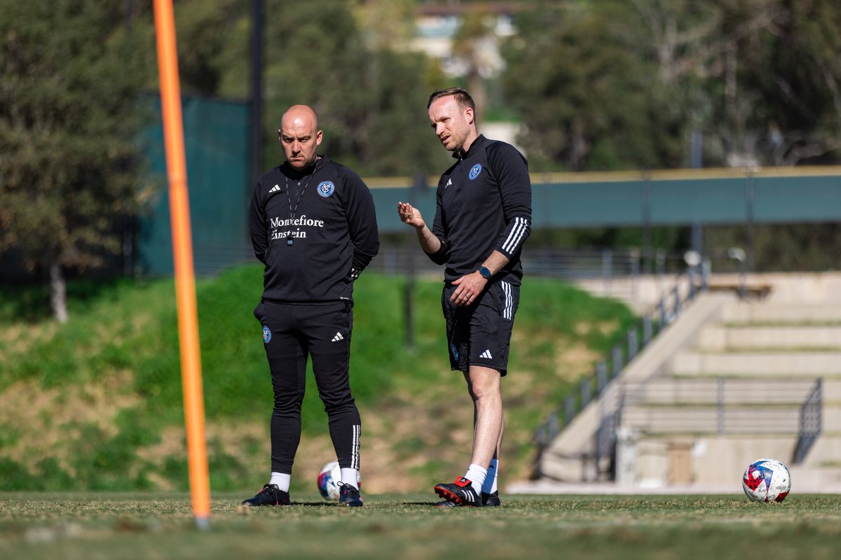 SDMperformance's tweet photo. Thank you to all the players and staff at @NYCFC
It was great to work with you all during pre-season. Wishing you all the best for the season. See you soon โฝ๏ธ๐ช๐ป
#preseason #football #sportscience #sdmperformance #strengthandconditioning #athlete #newyorkcityfc https://t.co/YuGcbDYaAy
