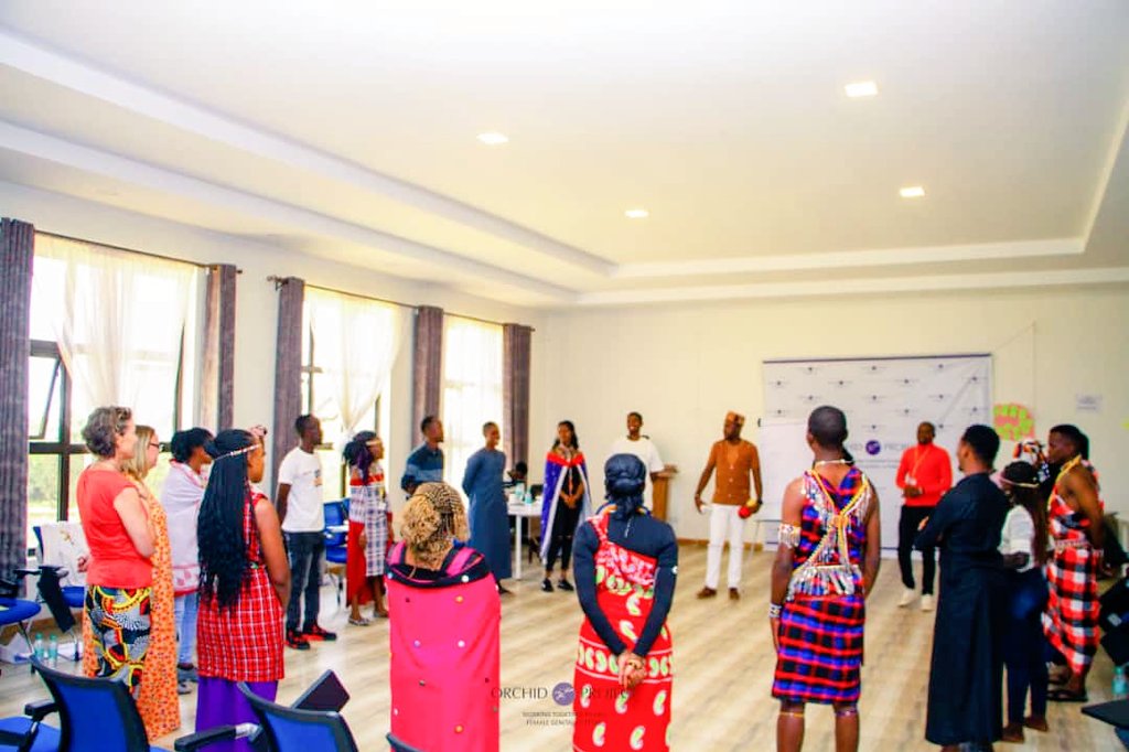 TunawezaEmpower's tweet photo. Gender Transfomative Approach,use of data for lobby &amp; advocacy &amp; the contribution of youth in #EndingFGM are some of the important skills learnt and shared during the Knowledge Sharing worshop for #YouthEndFGM champions by @OrchidProject post #ZeroTolerance2FGM 2023.
@amwithigah https://t.co/L59q68VXva