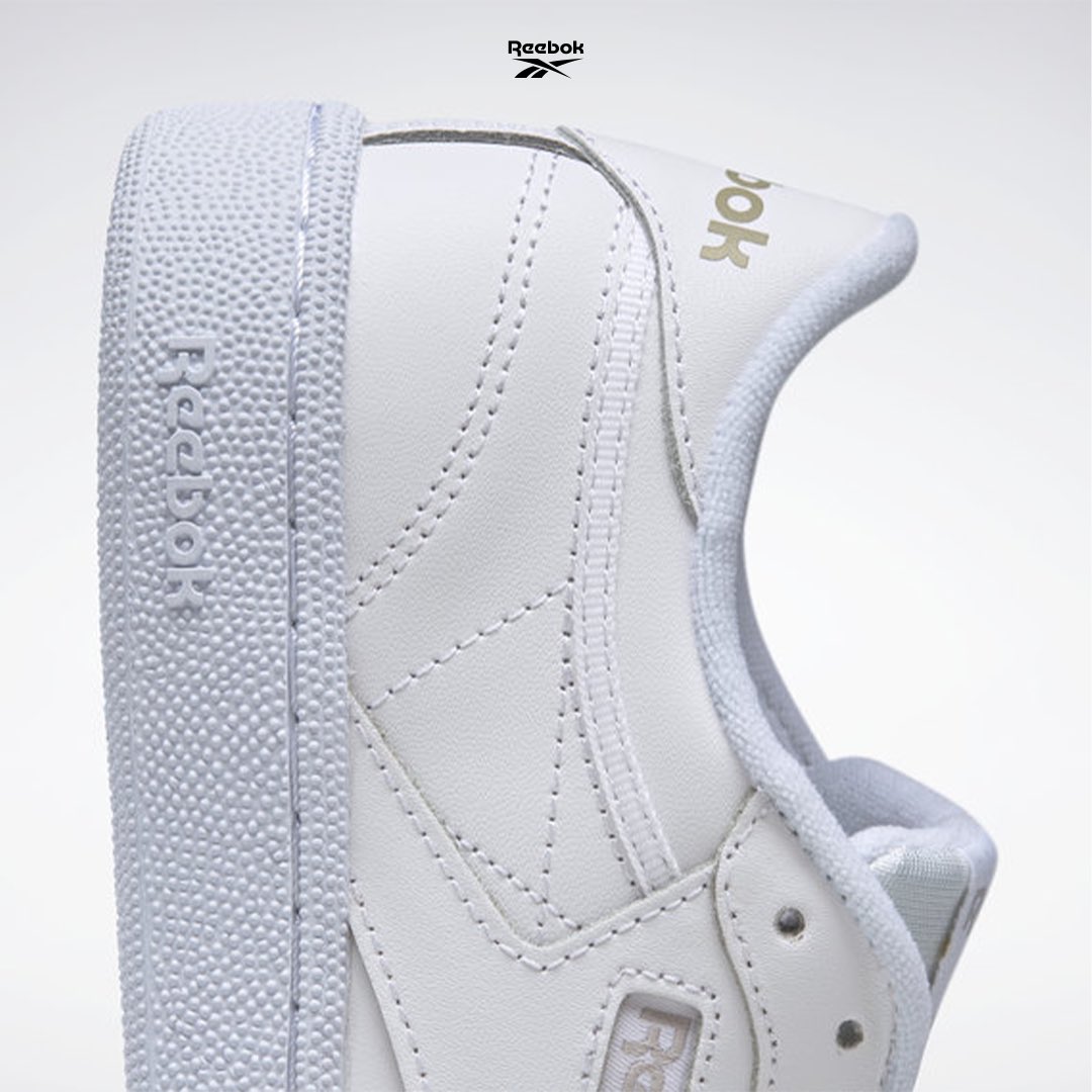 SheshaLifestyle's tweet photo. Reebok Club C 85
TENNIS-INSPIRED SHOES FROM THE ARCHIVES
Smooth is how you roll. Now, you have the kicks to match. Slip on these Club C 85 sneakers and hit the scene.
RSP: R1,299.99
Available now in-store
Gift cards available in-store
#SheshaLifestyle #reebok #clubc85 https://t.co/gh82Gm2Tnr
