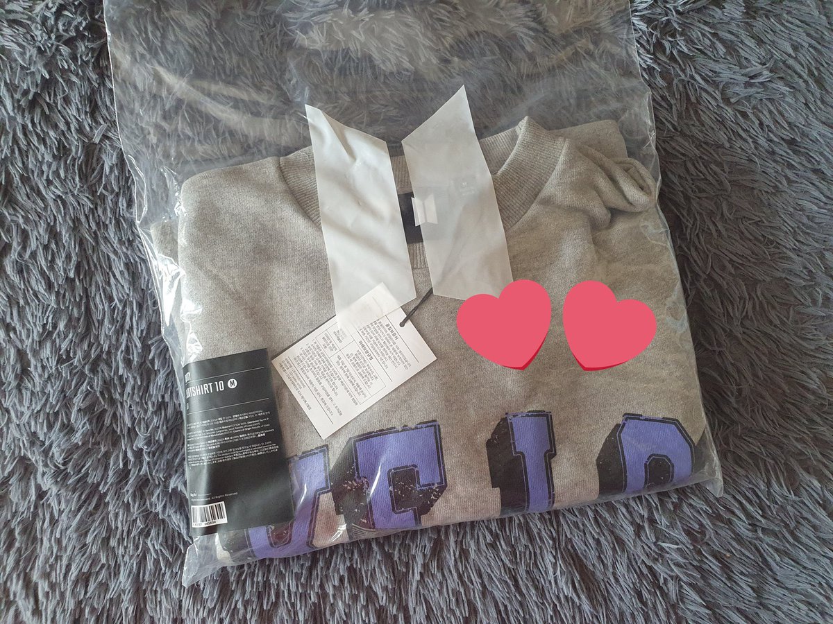 7euphorie's tweet photo. #7euOH
wts lfb ph onhand pls help rt
bts varsity sweatshirt 10 in medium size
never opened/used, official
lowered price bec items come from japan fortune box

original price: 79,000 krw
my price: 1000 php + lsf https://t.co/RK2dVe17eO