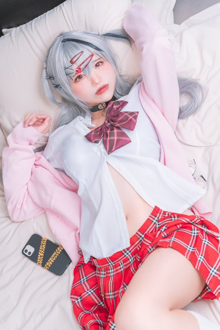 コスプレイヤーしろいのTwitter画像21