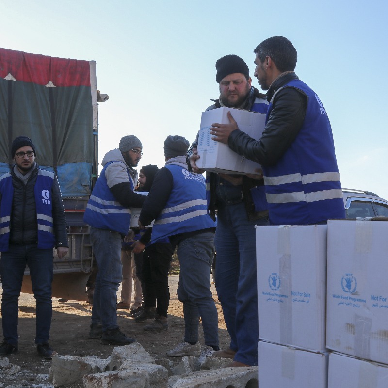 WFP's tweet photo. UPDATE: WFP has delivered urgently needed food assistance to 115,000 people in #Syria and #Türkiye in the first four days since deadly earthquakes struck the region.

WFP is scaling up to reach nearly 900,000 people.