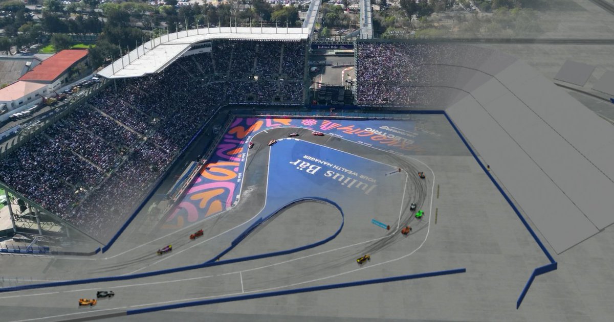 This Sunday, the E-Challenge 2023 Championship continues its journey with Round 2 - the Berlin Tempelhof airport venue replica awaits some spectacular electric racing in <a href="/LFSracing/">Live for Speed</a>. 

Round 1 in Mexico City (in the picture) was incredible, let's hope for a good show once again😎