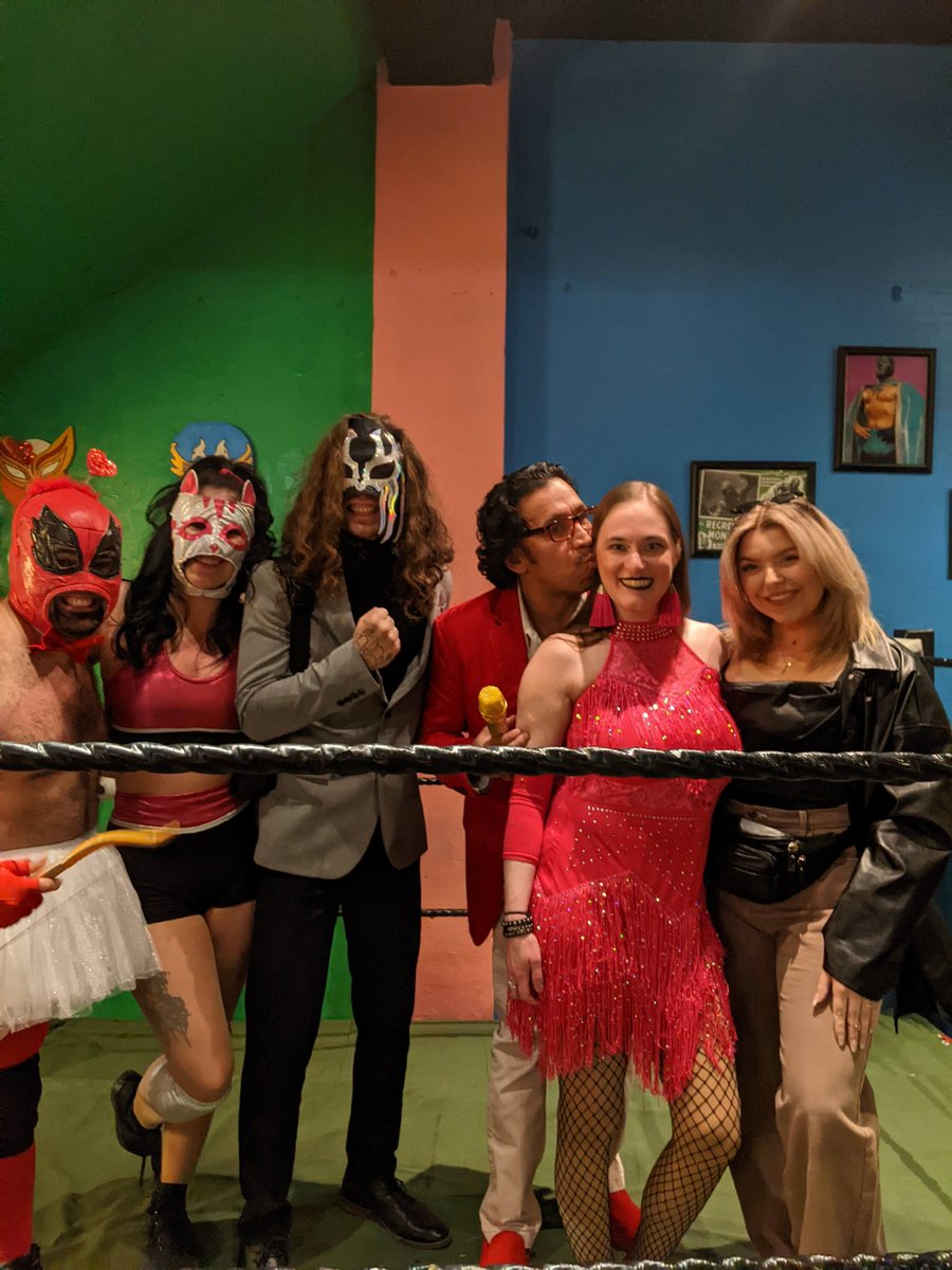 SondraRuthITR's tweet photo. Tonight was good. ❤️

There hasn't been a show inside Elote's restaurant in three years, and the turnout for our comeback was incredible. Can't wait for Cinco de Mayo! ✨ https://t.co/45cXNz0KhD