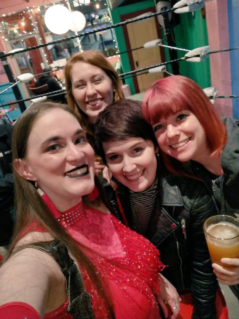 SondraRuthITR's tweet photo. Tonight was good. ❤️

There hasn't been a show inside Elote's restaurant in three years, and the turnout for our comeback was incredible. Can't wait for Cinco de Mayo! ✨ https://t.co/45cXNz0KhD