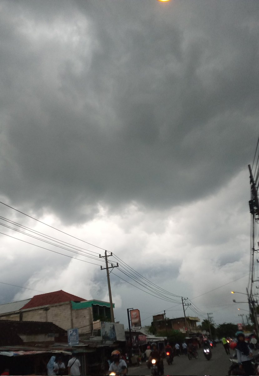 abu abu seperti kisah mu