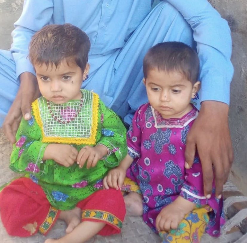 SaharHGhazi's tweet photo. Salma and Halima, two toddler sisters died within days of each other. So did their mom &amp; 18-yr-old brother. Unchecked factories surrounded their home. This family needs justice. #Karachi residents need transparency from @SindhEnviro @MIsmailRahoo &amp; 160+ MPAs need to do their job https://t.co/VMaTRiqpL0