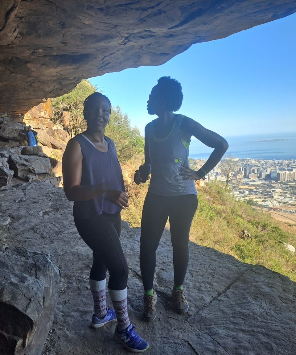 saturday morning hike with them girls 😍

#GirlSquad
#HikingWithTumiSole
#IPaintedMyHike
#FetchYourBody2023