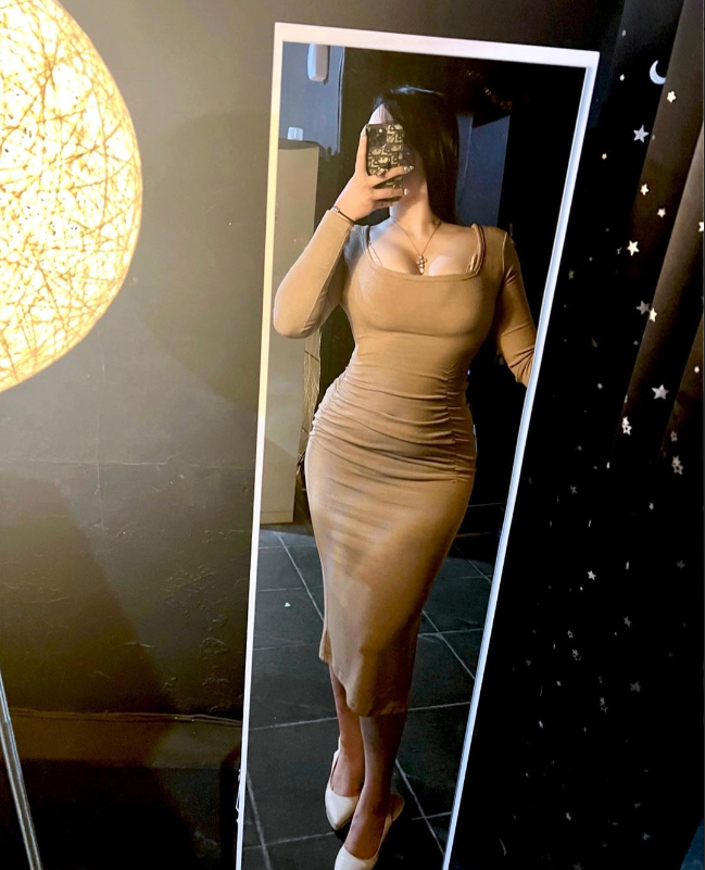 女人一旦过了30岁 总要带点风情万种 想后入阿姨的点赞 #熟女