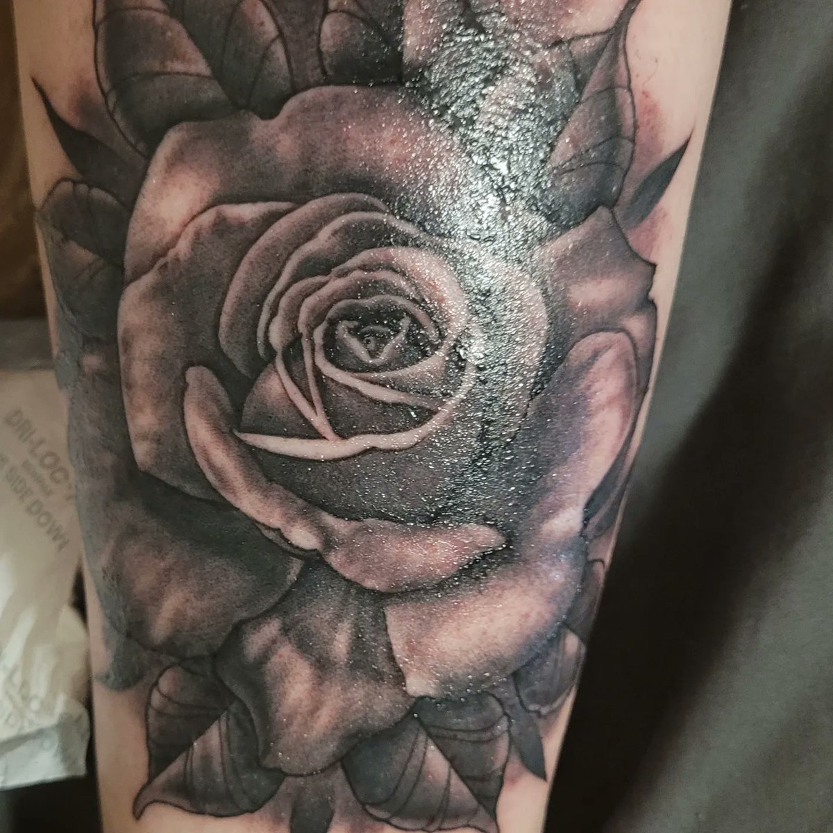 Peribreeze's tweet photo. My newest tattoo!! 🥰 https://t.co/K7ot59nzQj