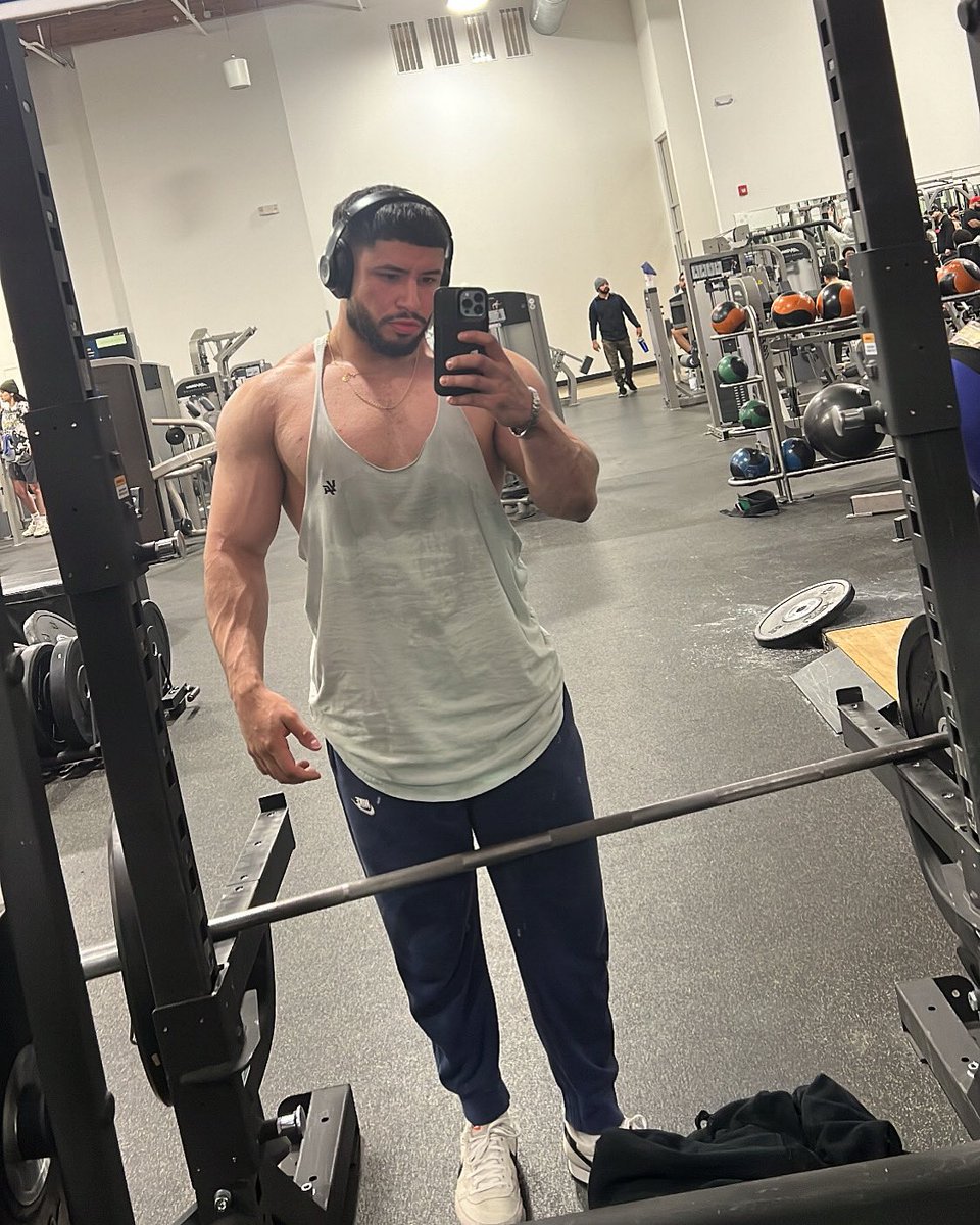 papiicees's tweet image. Ugly I make it look good