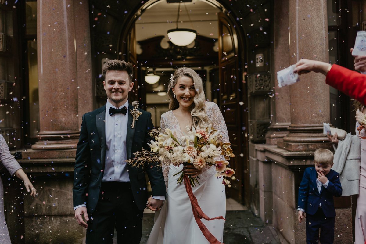 Glasgows one of the best places to take images, especially wedding photographs! #glasgow #glasgowwedding #scottishwedding