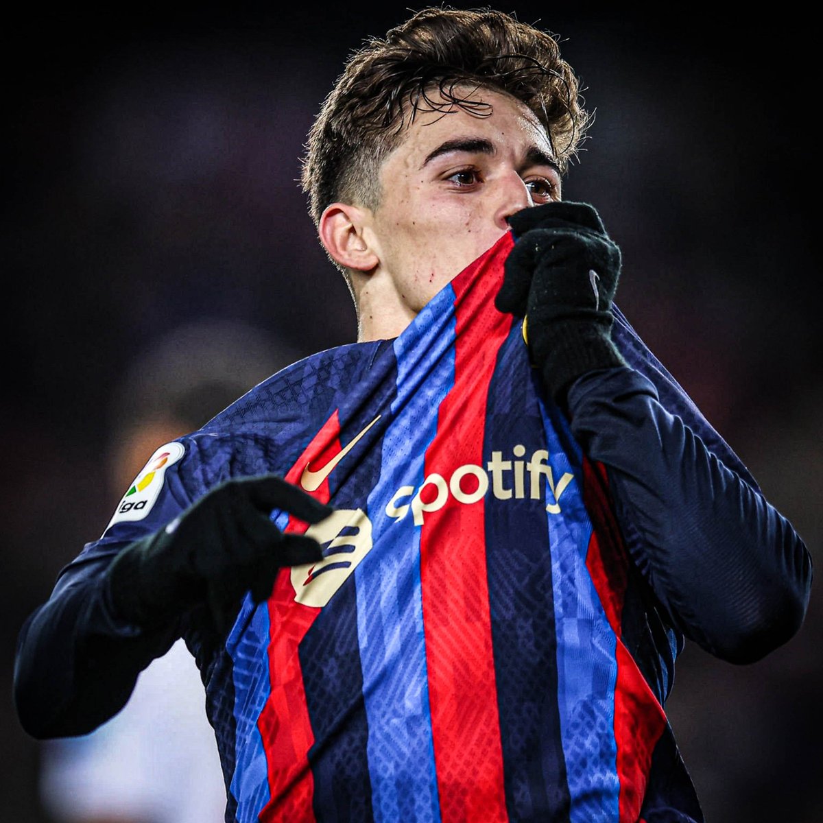 ManagingBarca's tweet photo. 🚨 Gavi's number 6 shirt is FC Barcelona's best seller. The fans love him.
@fansjavimiguel [🎖️] https://t.co/ka1uyyePQ1