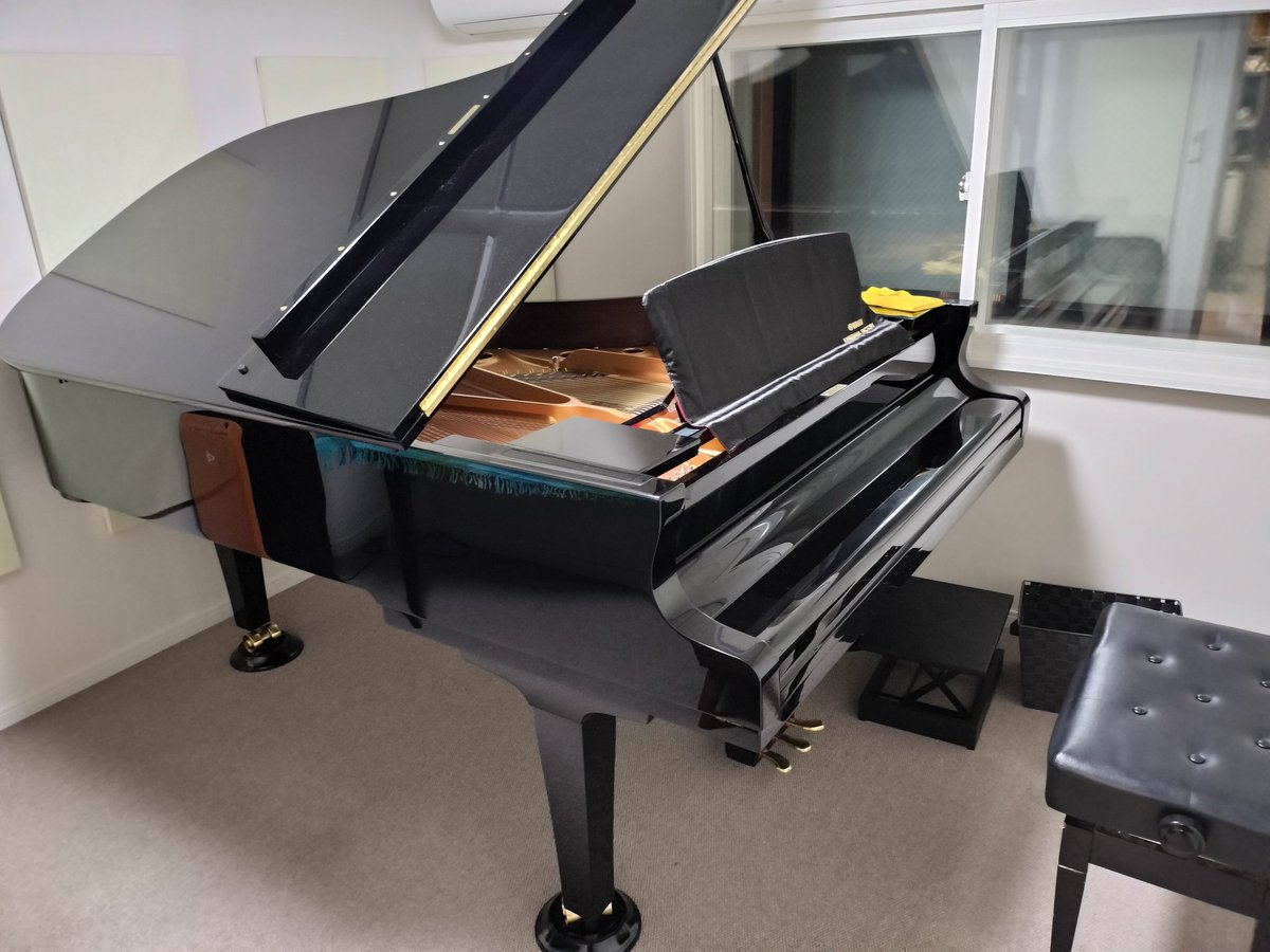 ginzadoremi's tweet photo. スタジオB

6.2畳のお部屋にヤマハのグランドピアノS6Xが入っております。

ピアノの個人練習はもちろん、弦楽器等の練習やレッスンにもお使いいただける広さです。

30分1000円〜※チケット制レンタルの場合 https://t.co/H5BD137GWh