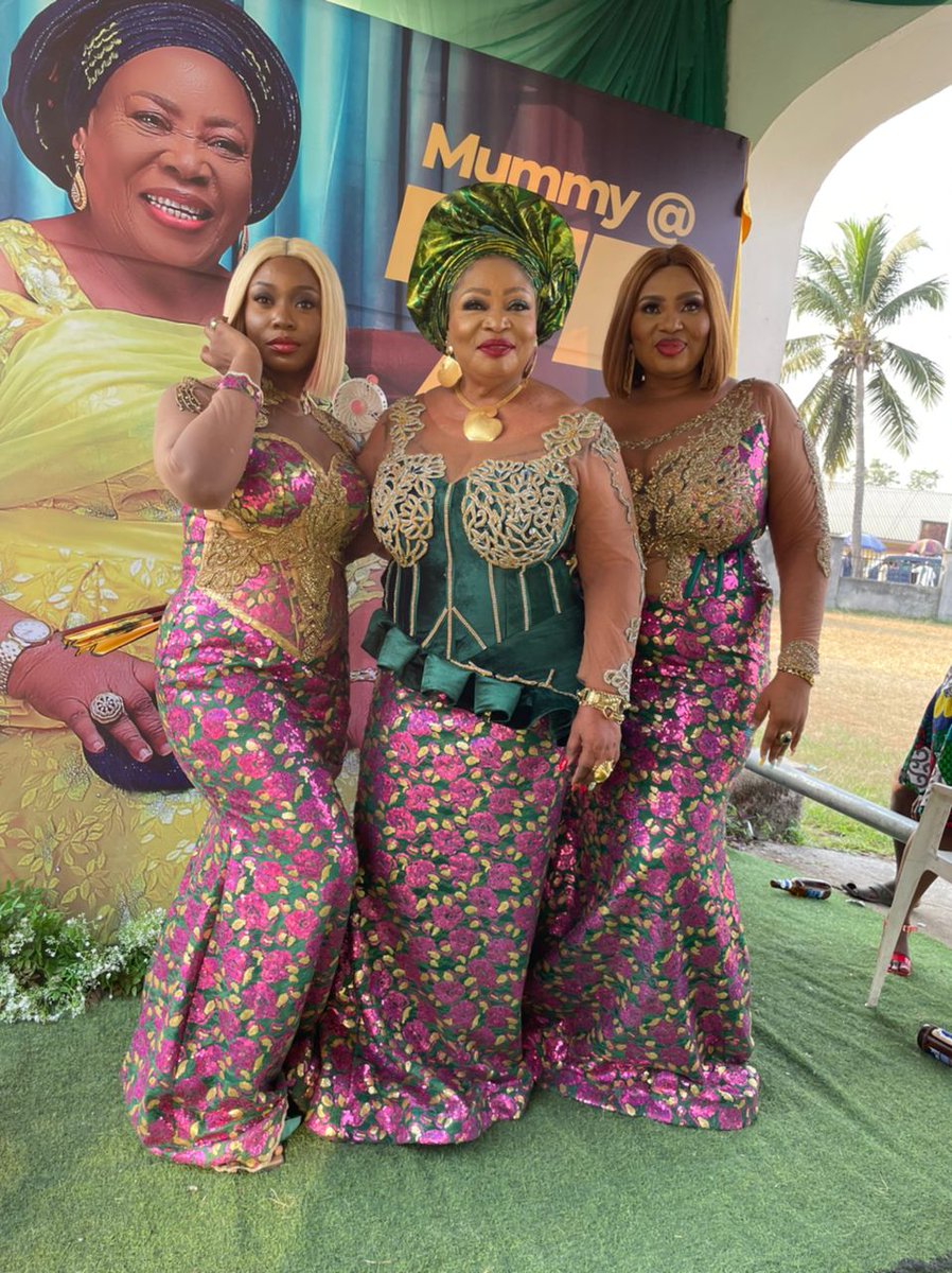 The glam squad dressed up for Mama's birthday. 🔥

#ExperienceDebbie

#Nigerianfashion #LagosFashion #Asoebi #Owambe #OwambeStyle #OwambeParty #Tailorcatalogue  #Clothingbrand #NigerianFashionDesigner #FashionDesignersinNigeria #Bespoke #RTW #MadeinNigeria #DebbieClothing