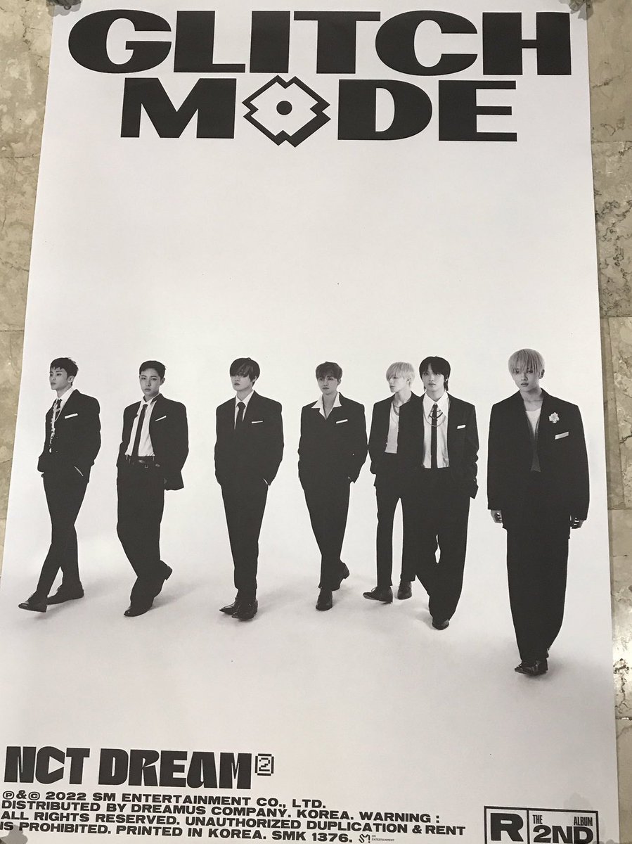 yumincart's tweet photo. wtb lfs ph

✶ glitch mode pob poster scratch ver.

✶ rolled poster 

⨳ glimo poster pob scratch ver https://t.co/hgSzBaEaaZ