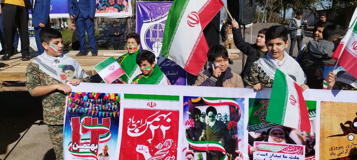 golnrgs's tweet photo. امروز ۲۲ بهمن ۱۴۰۱
کولاک دهه های مختلف 
خصوصا دهه ی نودی ها بود 💪💪🇮🇷
#iran_voice 
#فجر_علویان https://t.co/fwfcC0BVjv