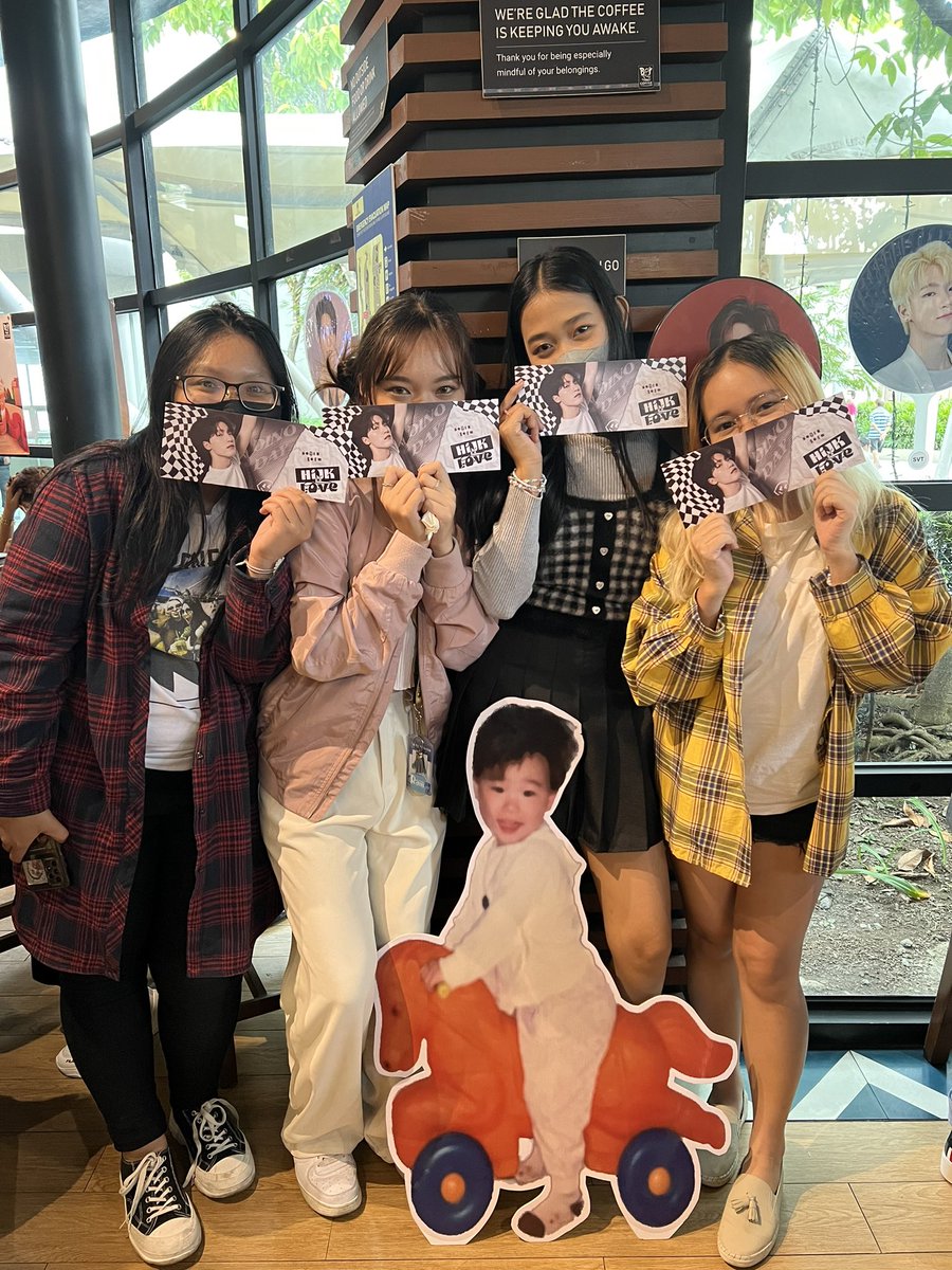 baby chan met his noona today!! thank you <a href="/hijkloveDINO/">HIJK L-O-V-E</a> for organizing this cse and for tons of freebies. till next time! 🥰 #hijkloveDINO