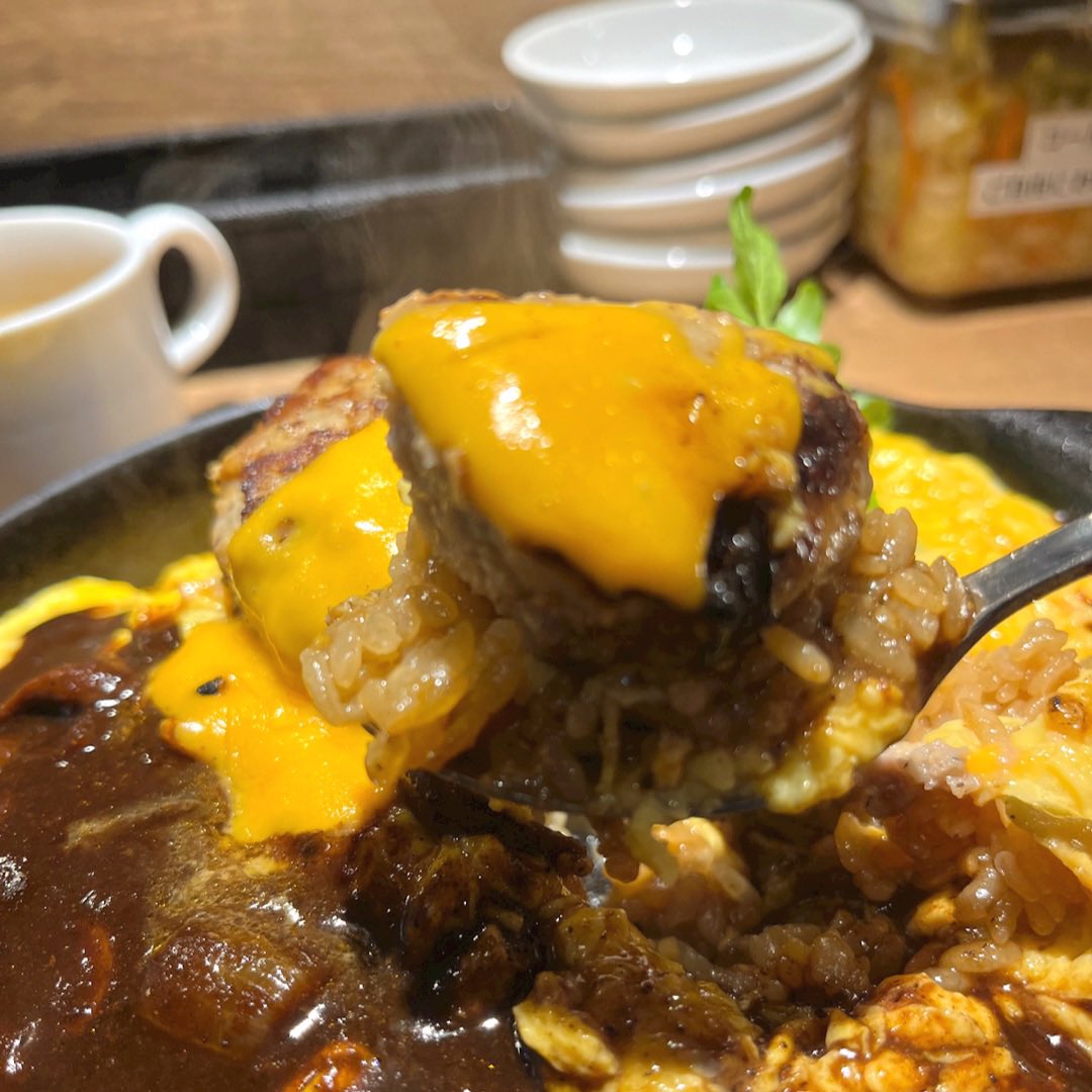Rincom4Rin's tweet photo. 2023.01.25 新宿三丁目にニューオープン
肉オムライス専門店
肉とたまごさんに行きましたー😋
大人のお子様ランチってこゆこと😍
 #新宿グルメ
 #新宿三丁目グルメ
 #肉とたまご https://t.co/RK7kkmFoch