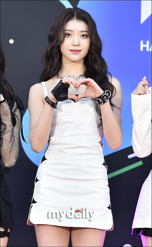 ForJDtwaEAEqk3j?format=jpg&name=900x900