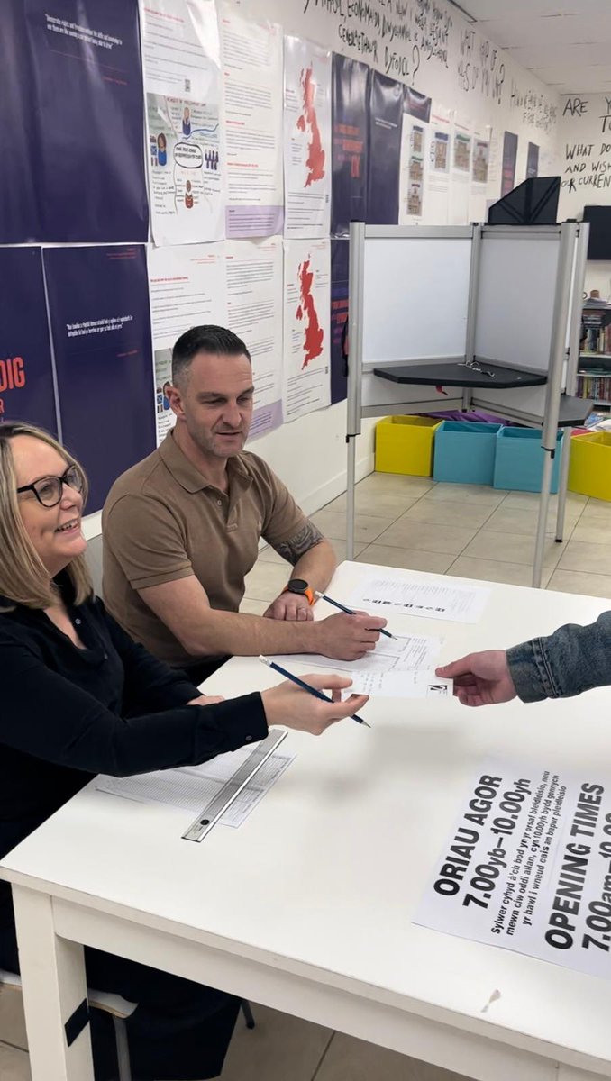 omidaze's tweet photo. Huge thank you to Ann &amp; Matthew from Electoral Services @MerthyrCBC who spent the afternoon with us &amp; @ElectoralWales &amp; @TheDemocracyBox young co-creators making 'Elections Explained' content at #TheTalkingShop in #Merthyr yesterday. They were absolutely brilliant. Thanks both https://t.co/2SosyH5Oi9