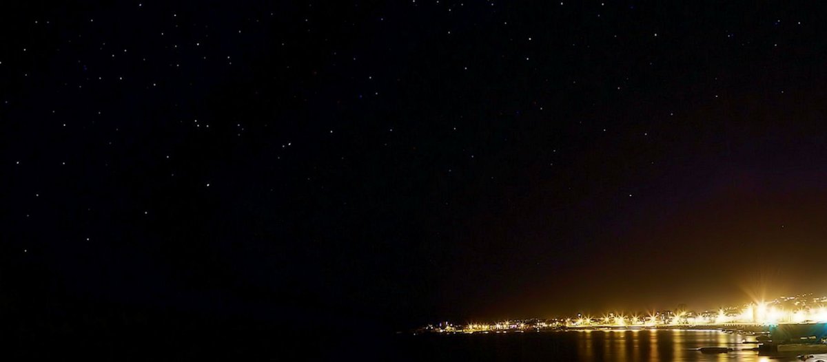 Late night clear sky's & Stars... #latenightphotography #dunlaoghaireharbour #lovindublin #dun_laoghaire #dun_laoghaire_town #dunlaoghairebay #dlrpier #dlrarts #dlrheritageevents #dlrtourism #dlrharbour #love_dunlaoghaire #loven_dunlaoghaire #lovindunlaoghaire
