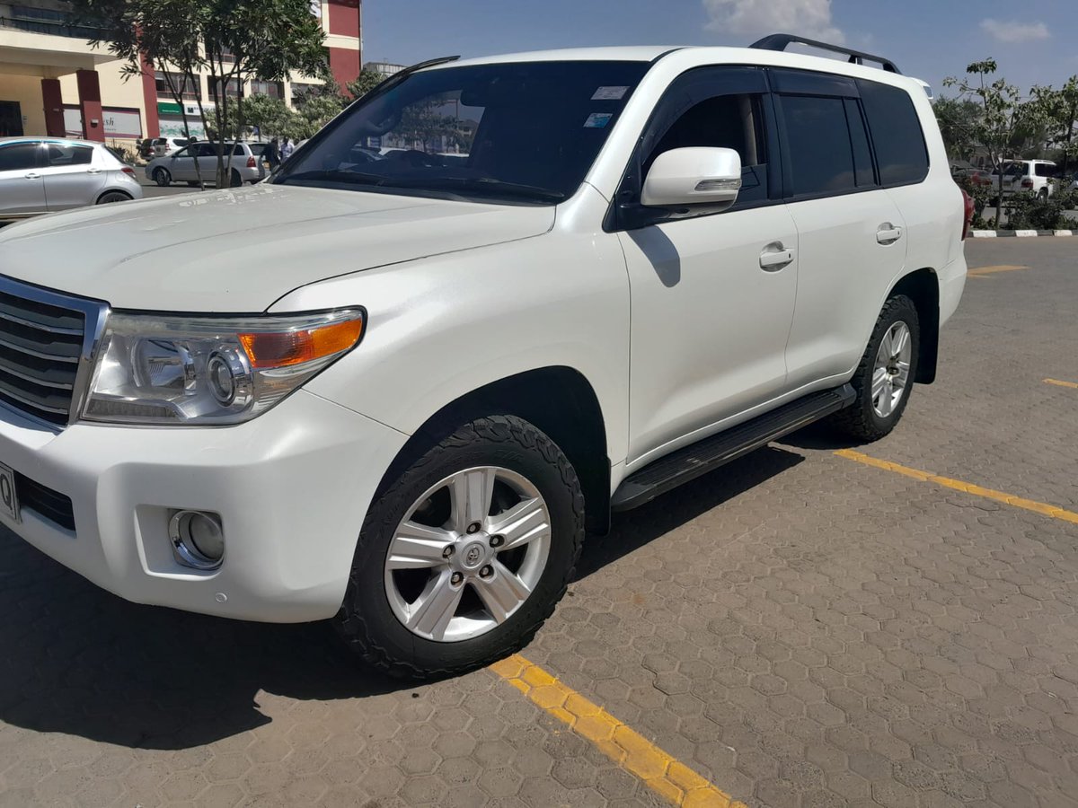 bigshipadventur's tweet photo. Available for both chauffeured and self drive across the globe. https://t.co/mZK25M7FwM
