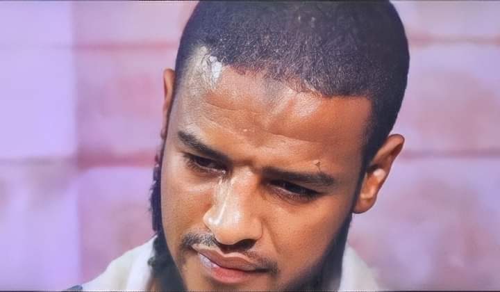 #ጉንችሬ ትምርት ቤት ሳይሆን ሂጃብ እድንለብስ ያዘዘን አንድ አላህነዉ ማንም  ተነስቶ ልብሱ ስላለንአንለብስም አሁልቁ ስላለንአናሆልቁም  ትዛዙ ከላይነዉ የዚ አባት  የዚ ወንድም እባ የፈሰሰዉለኔ ክብር ለኔ ነፃነት ለሴት ልጅ ክብር ብለዉነዉ መሰዋት