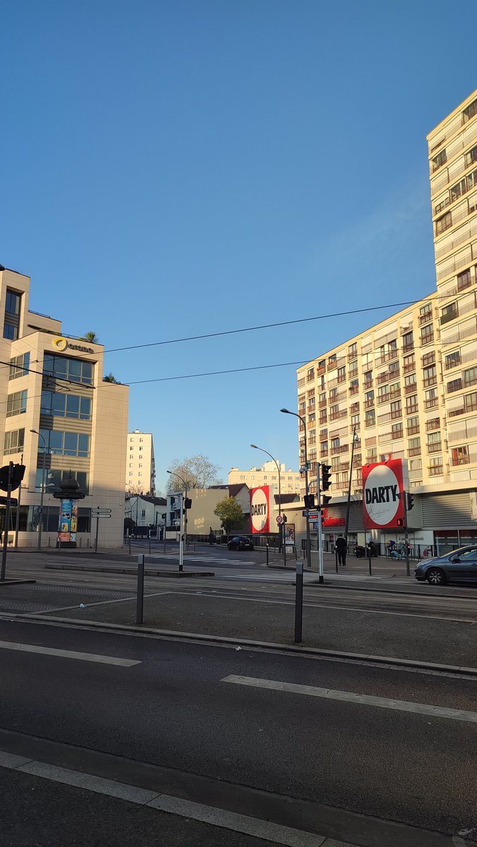 VivreAChatillon's tweet photo. Il fait très beau ce matin 🌞😊
#VivreAChatillon #BaladeChatillonnaise #Chatillon https://t.co/CtMhiATZ2U
