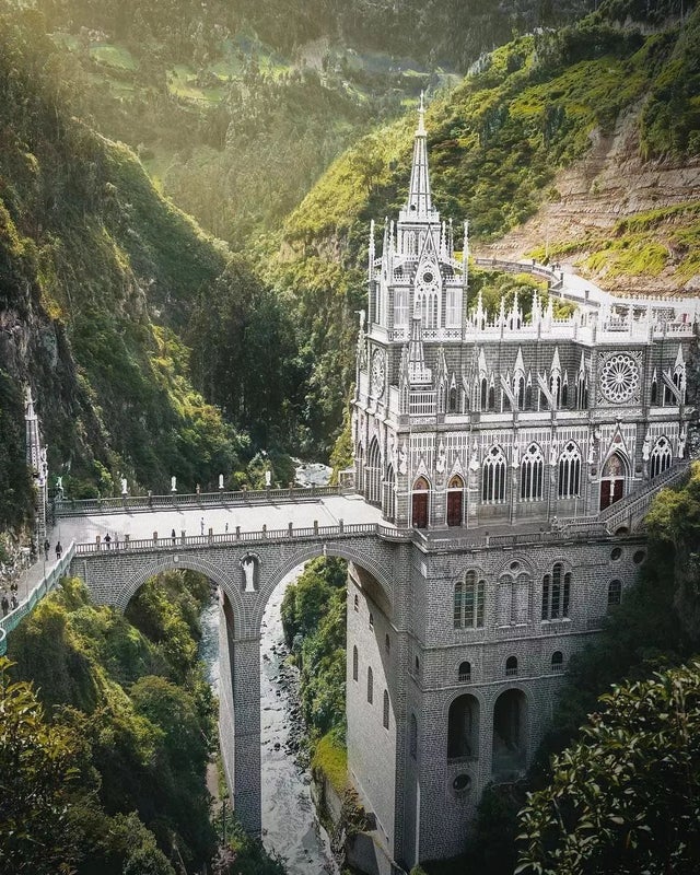 ancientorigins's tweet photo. Las Lajas Sanctuary, Colombia

https://t.co/rNmaen1PFj https://t.co/cXqjMAB6yo