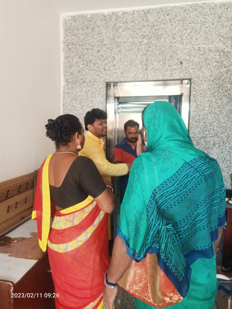 PSLCWA's tweet photo. @psraidurgam_cyb @TelanganaDGP @ManikondaMc @OfficeofKNR @PrakashGoudTRS 
Dear Sir,

Transgenders are approaching all the events in our Colony and demanding huge amounts over 50000, and if we resist, they are abusing us among our relatives. They appear mere goons in their attire. https://t.co/R405Tv6iAs