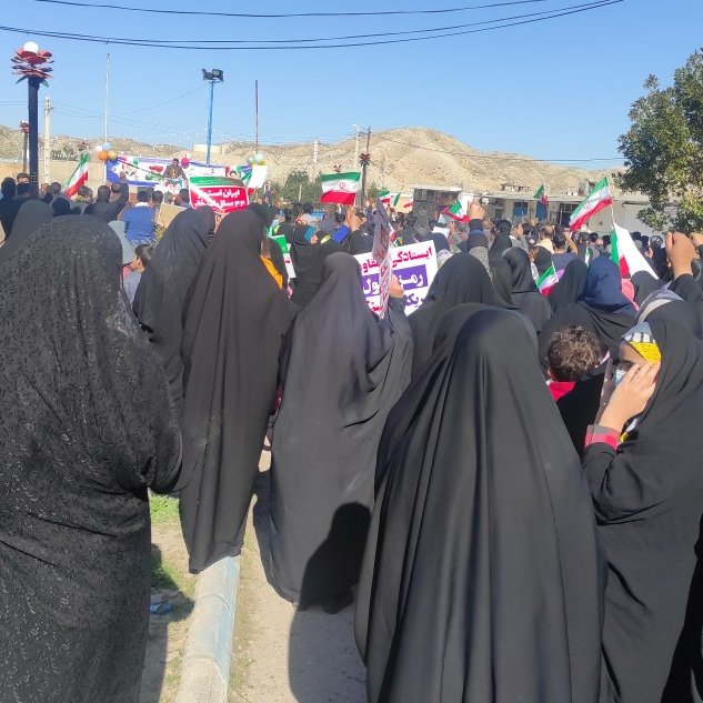 sadatkhanoom14's tweet photo. راهپیمایی 22 بهمن امسال تو شهر ما از همه سالها شلووووغ تر بود 😍

احسنت به مردم ولایتمدار و براندازسوزمون😊

شهر شما چطور بود؟

#IranVoice 
#خوزستان_ما https://t.co/4ZNGPx6X3A