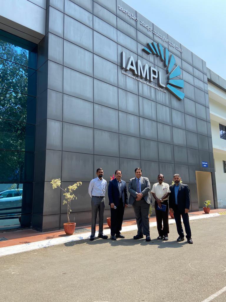 chandruiyer's tweet photo. As @AeroIndiashow beckons @UKinBengaluru, an apt time for me to visit the factory of #IAMPL, a JV between @RollsRoyce & @HALHQBLR. A state of the art manufacturing centre, which epitomises 🇮🇳 🇬🇧 collaboration in the area of #Aerospace. #GREATforCollaboration https://t.co/BCJdTSB3PF