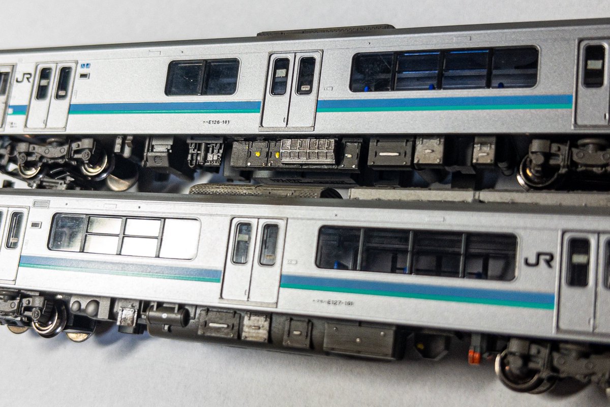teeegi16's tweet photo. E127系100番台 A1 機器更新車 完成

・屋根床下のウェザリング
・機器更新化
・全面ダミー化
・ドアステ貼り付け(そこら辺にあったやつ)

雰囲気で仕上げてみたけどかなり良くなったと思います！ https://t.co/Y2ezQkhzKv