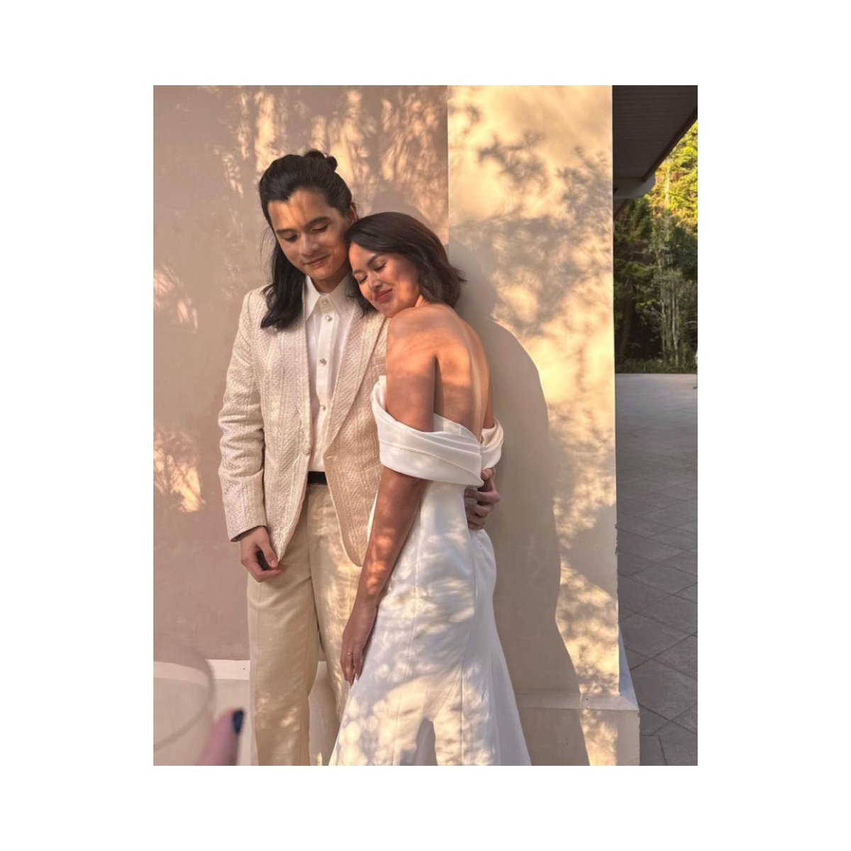 shinenigang_'s tweet photo. This photo is giving “Payapa sa yakap ng iyong hiwaga” feels🤍🥹 https://t.co/BC2RlvhOLp