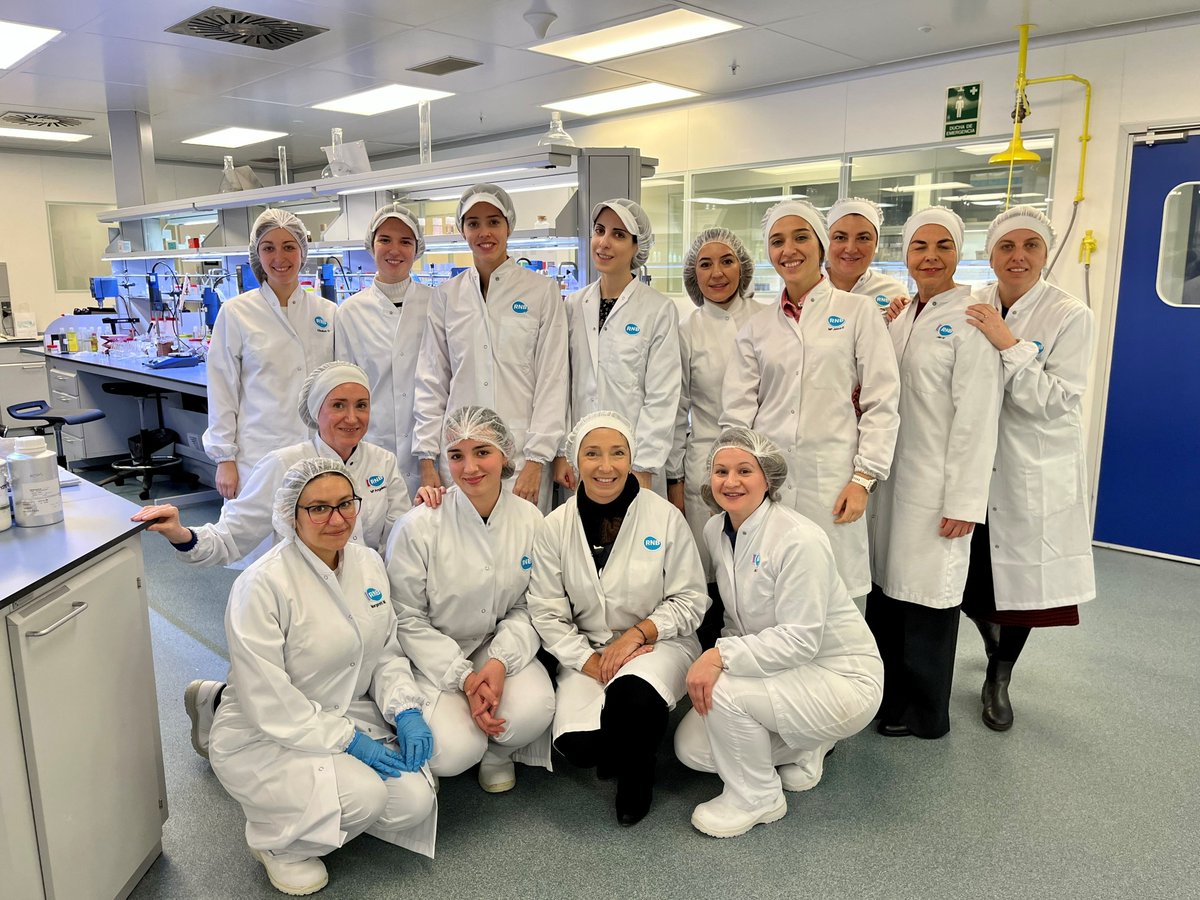 En el #DíaInternacionalDeLaMujerYLaNiñaEnLaCiencia queremos visibilizar el papel de las farmacéuticas, químicas, técnicas de laboratorio, toxicólogas y otros muchos perfiles que, con sus conocimientos, trabajan por encontrar las soluciones más innovadoras en #RNB. ¡Gracias!