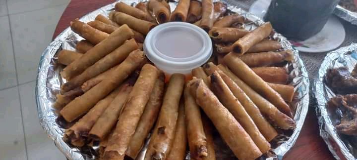 Sunnytunez1's tweet photo. Yes Pioneers! Zaldy's Cafeteria accepts bulk in orders in advance. 70% cash and 30% pi coins ($314,159) GCV including beverages.
#zaldyscafeteria
#expereriencethefuturetoday
#PiPayment
#PiNetwork
#GCV$314,159
#BULKORDERSACCEPTED
#pansitbihon
#shanghailumpia
#chicharonbulaklak https://t.co/F63rsXGp3D